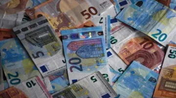 تطورات سعر اليورو أمام الجنيه في تعاملات البنوك يوم الجمعة 20-3-2026